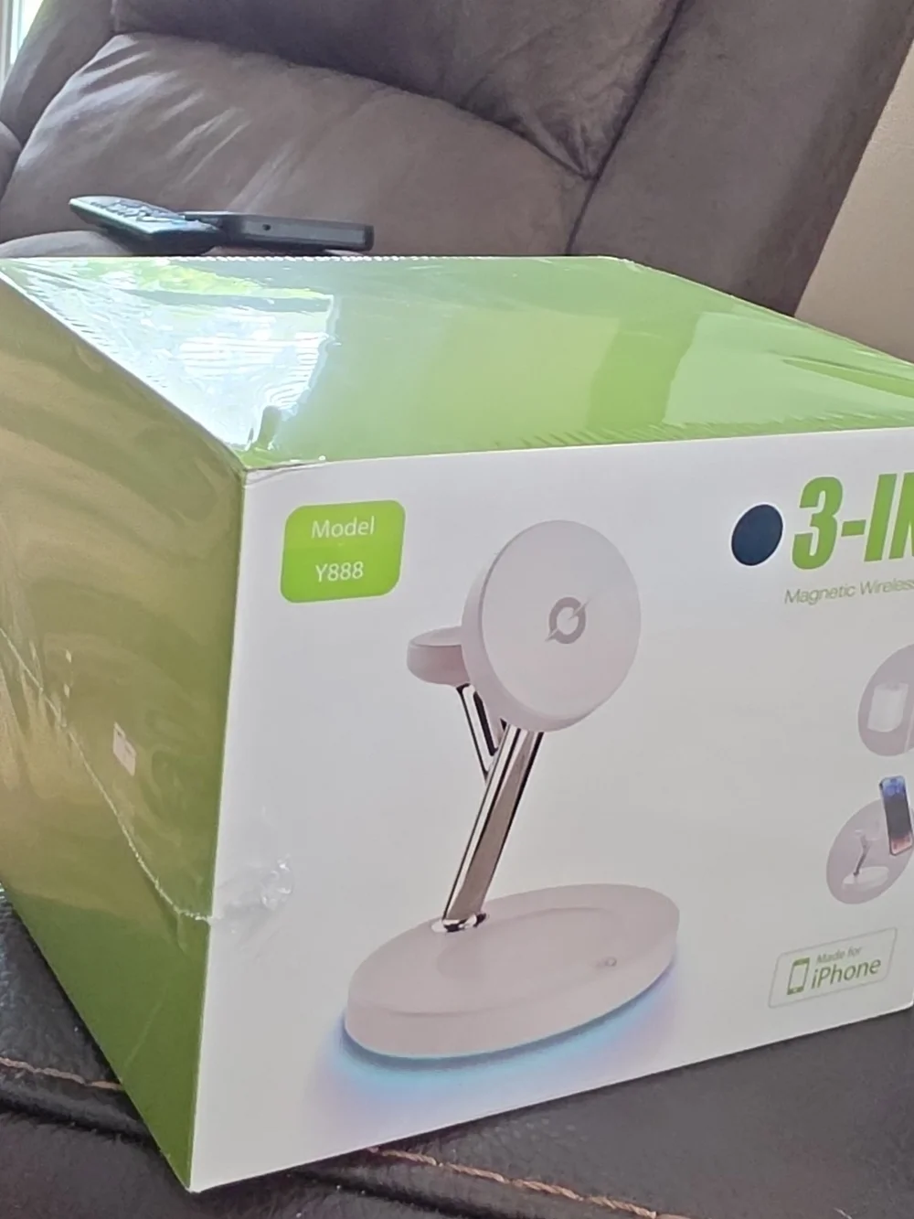 3-in-1 Magnetic Wireless Charger Stand - White